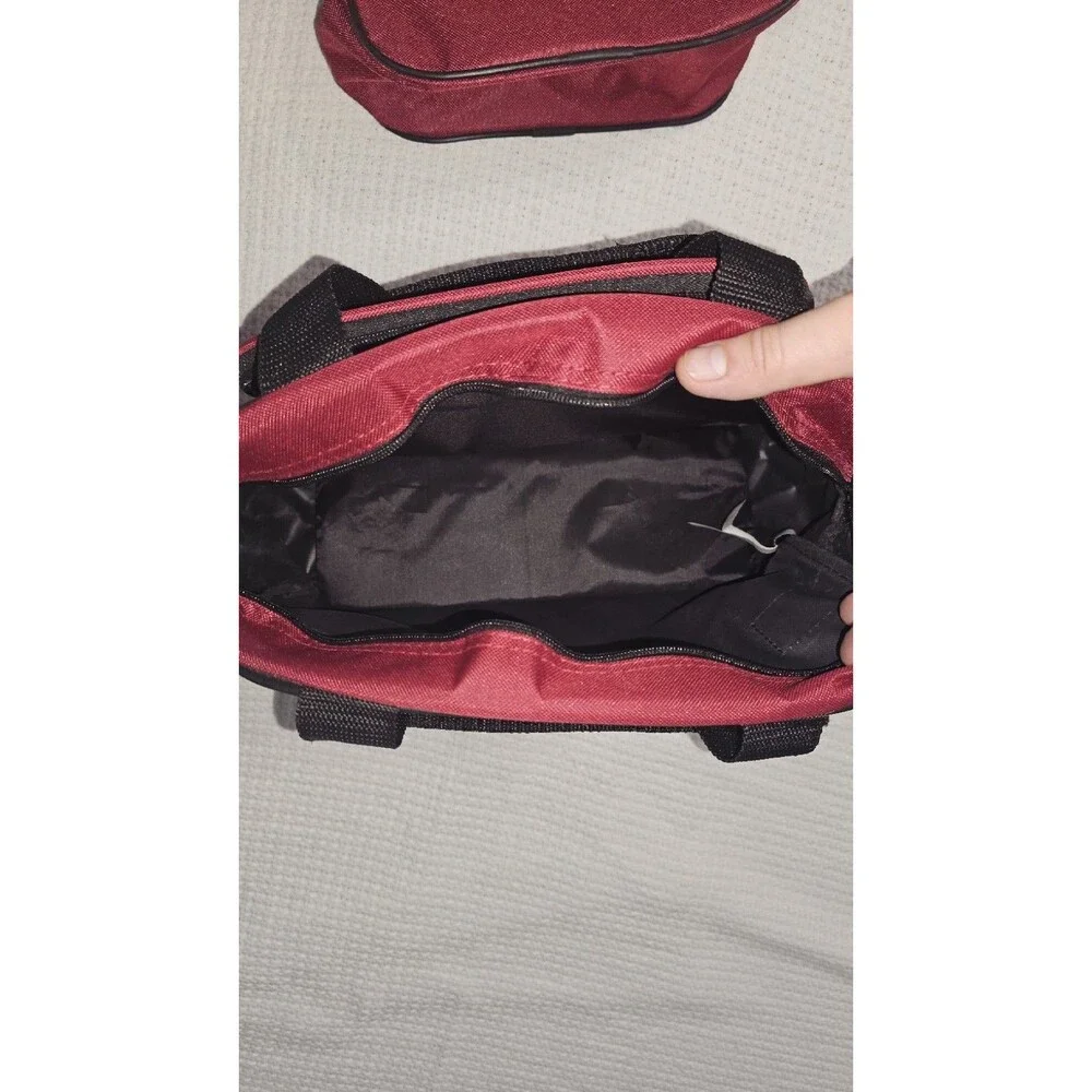 TAG Red Canvas 15